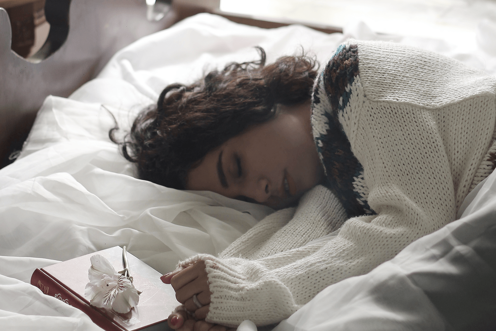 How Long before Bed Should You Smoke Cbd?