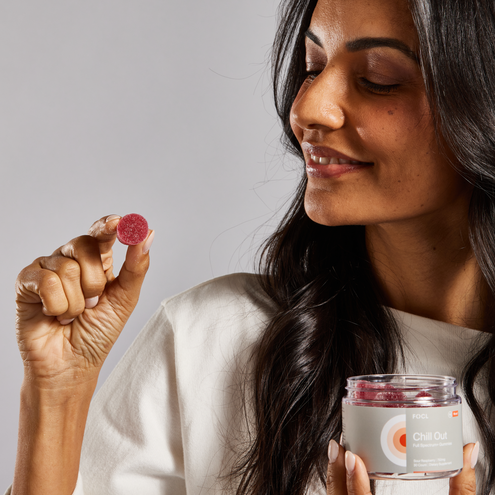 FOCL Chillout supplement bottle - Promoting calm and focus with plant-based ingredients.