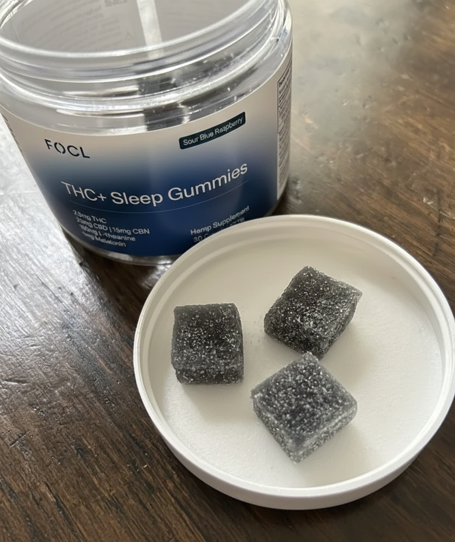 FOCL Supplement - Premium wellness product packaging - Promotes focus and calm.